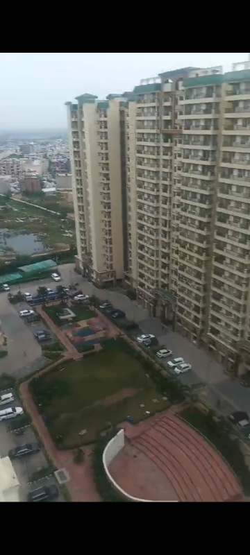 3.5 BHK + Servant Room Apartment For Sale in Gillco Park Hills 