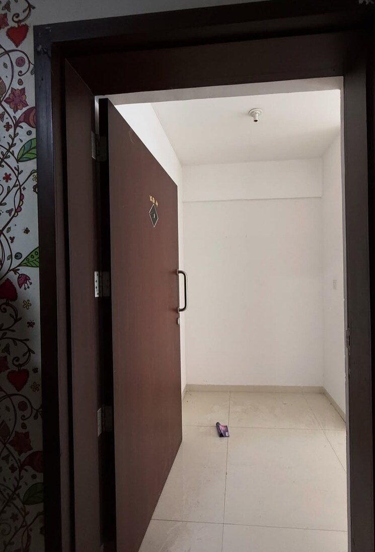 Bathroom, shapoorji-pallonji-joyville-gurgaon 3 Bedroom 1852 Sq.Ft. Apartment In Sector 102 Gurgaon 9077679