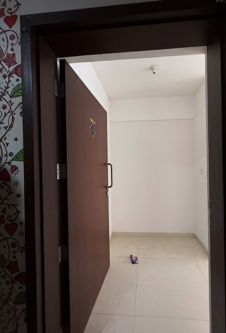 Bathroom, shapoorji-pallonji-joyville-gurgaon 3 Bedroom 1852 Sq.Ft. Apartment In Sector 102 Gurgaon 9077679