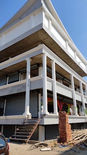  Shop – Exterior View View at Modipuram - for Sale