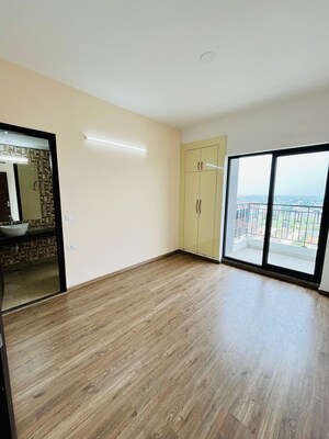 Room in 2 BHK Apartment at ATS Happy Trails, Sector 10 Greater Noida – for Sale