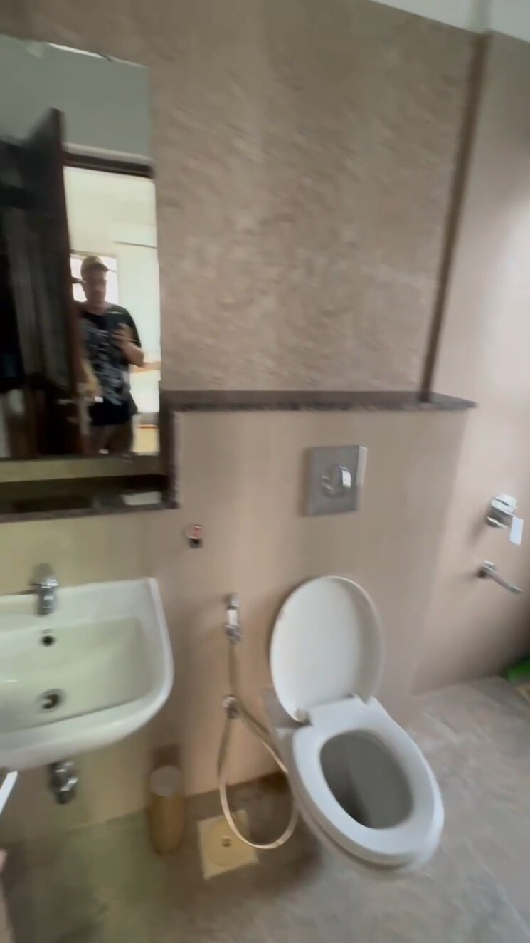 Bathroom, the-wadhwa-the-address 2 Bedroom 1046 Sq.Ft. Apartment In Ghatkopar West Mumbai 9077723