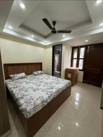 Bedroom in 1 BHK Builder Floor at Saket – for Rent