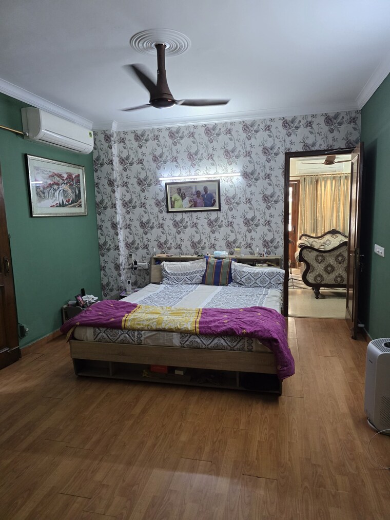 Bedroom, saket 4 Bedroom 500 Sq.Yd. Builder Floor In Saket Delhi 9077769