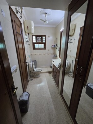 Building Lobby in 4 BHK Builder Floor at Saket – for Sale