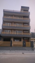 6+ BHK + Extra Room 231 Sq.Mt. Independent House in Sector 117