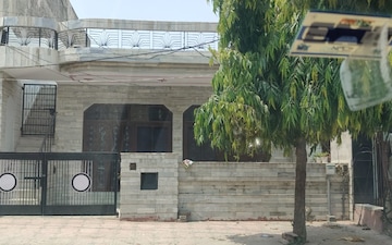 3 BHK Independent House For Sale in Sector 8