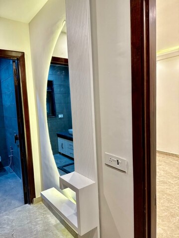 Building Lobby in 5 BHK Independent House at Sector 91 – for Sale