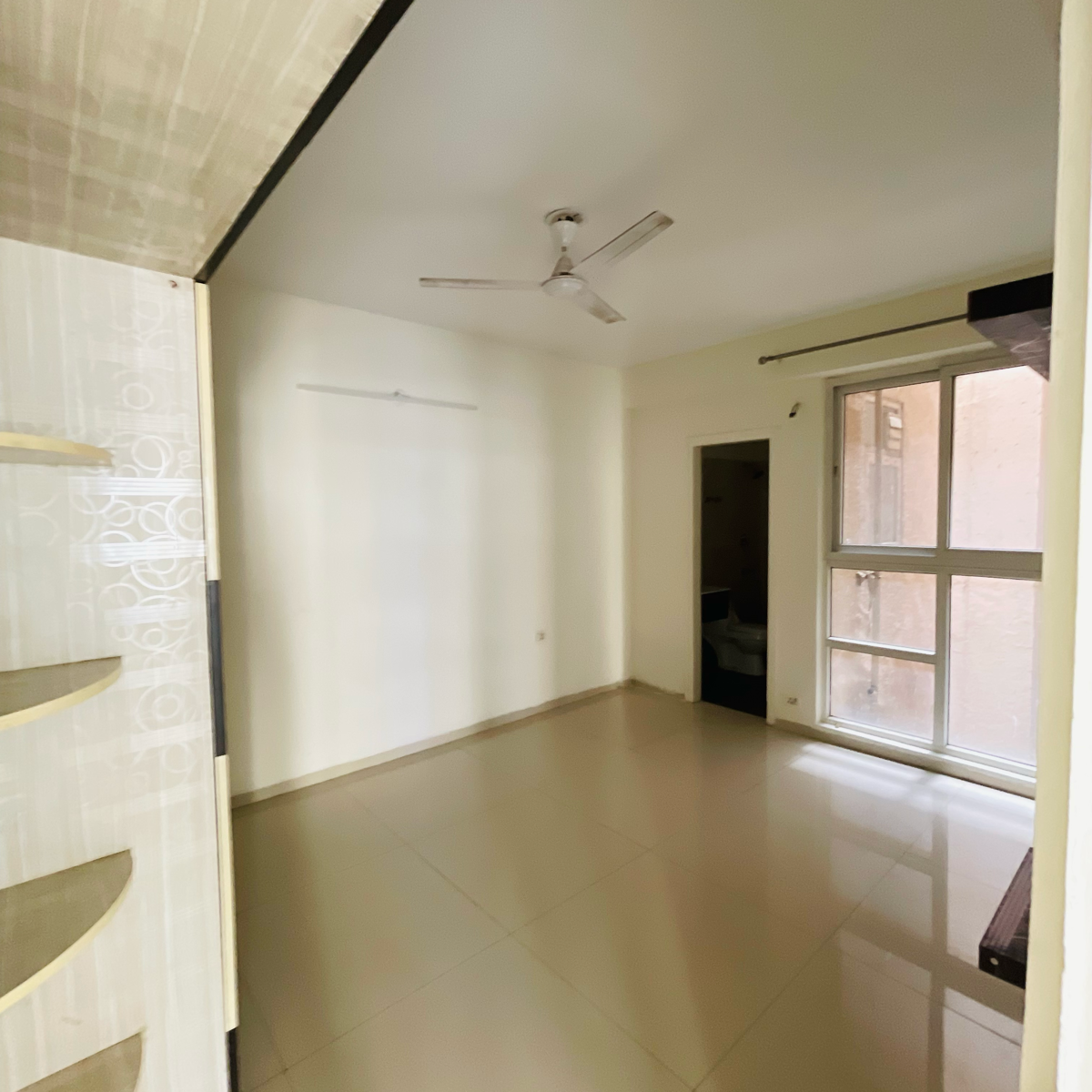 3 BHK + Study Room 1578 Sq.Ft. Apartment in Tulip Violet