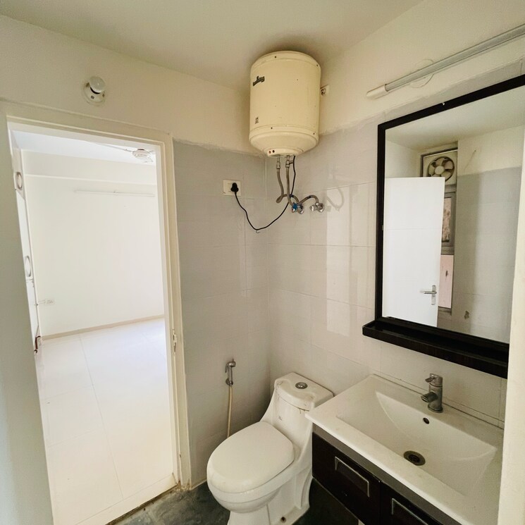 Bathroom, tulip-violet 3 Bedroom 1578 Sq.Ft. Apartment In Palda Dhaani Gurgaon 9077779