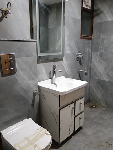 Bathroom in 3 BHK Builder Floor at Sultanpur – for Sale