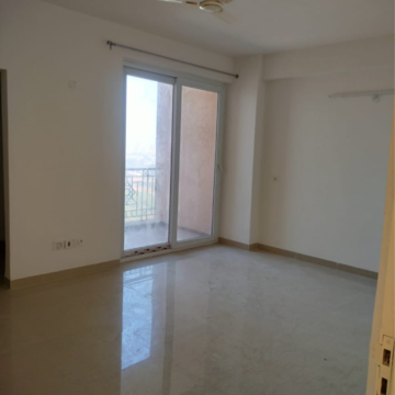 Room in 4 BHK Apartment at Tulip Purple, Sector 70 – for Rent
