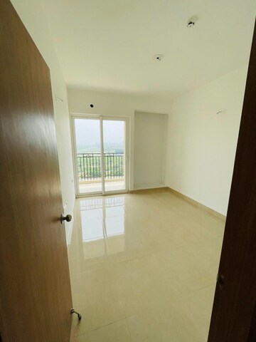 Room in 3 BHK Apartment at ATS Happy Trails, Sector 10 Greater Noida – for Sale