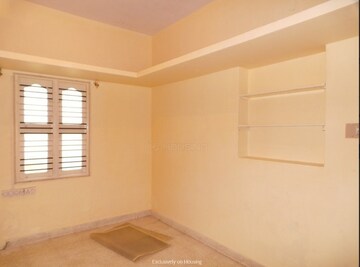 Room in 3 BHK Independent House at Old Madras Road – for Sale