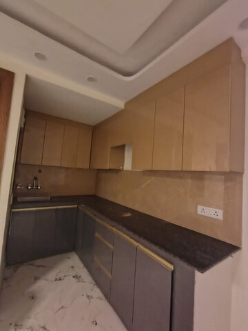 Kitchen in 1 BHK Builder Floor at Malviya Nagar – for Rent