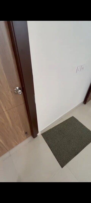 Furnished Amenities in 2 BHK Apartment at Signature Global Synera, Sector 81 – for Rent