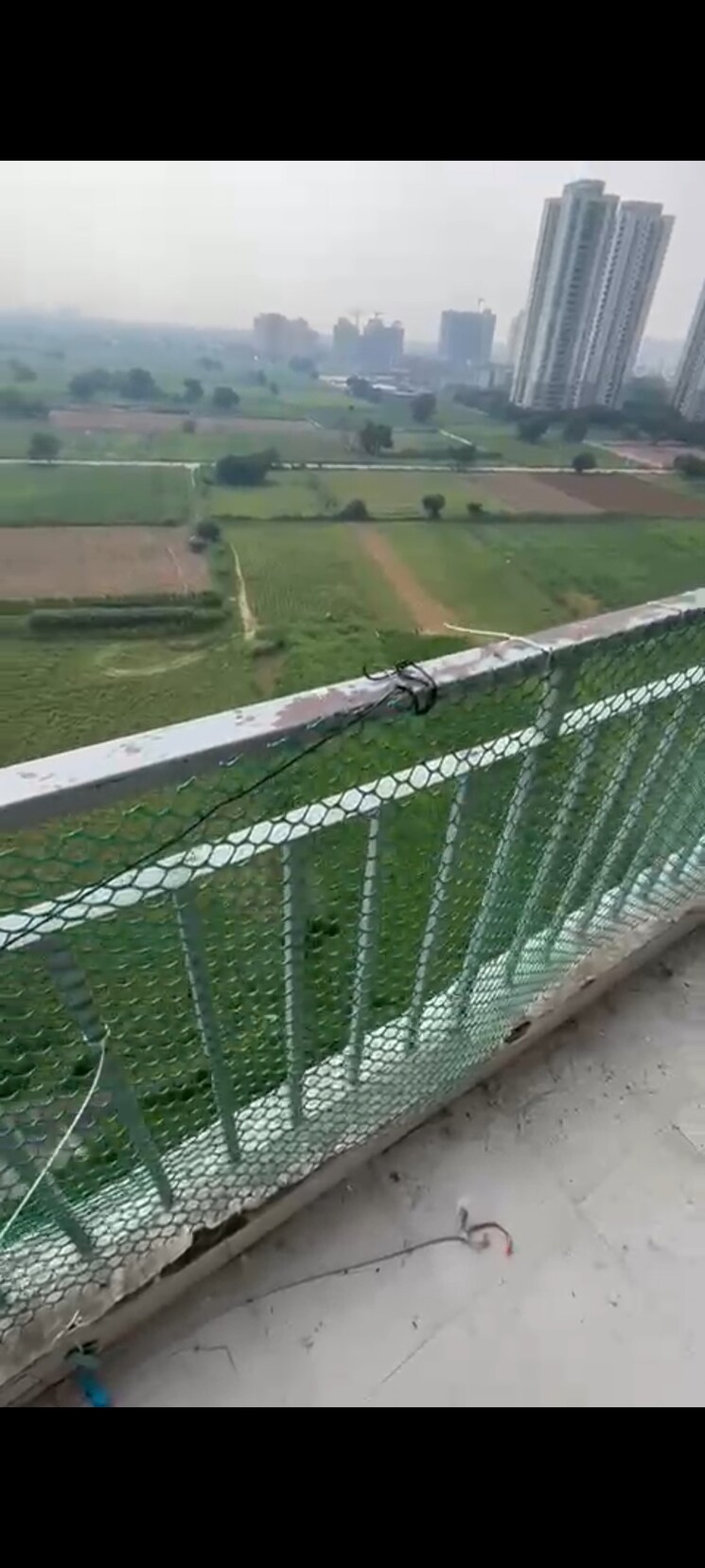 Swimming Pool, signature-global-synera 2 Bedroom 598 Sq.Ft. Apartment In Sector 81 Gurgaon 9077818