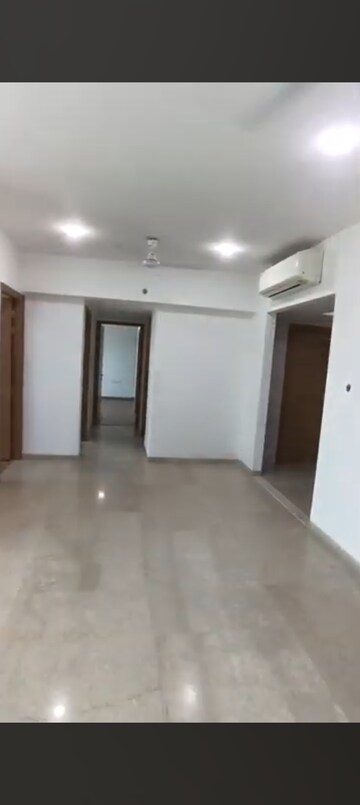 Room in 3 BHK Apartment at Mahindra Aura, Sector 110a – for Rent