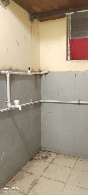 Furnished Amenities in 1 RK Apartment at Ghatkopar East – for Rent