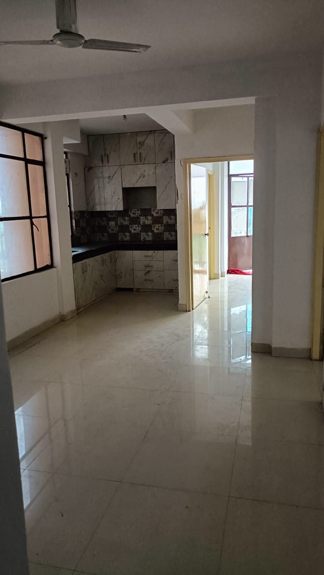 2 BHK + Extra Room Apartment For Rent in Signature Global Synera