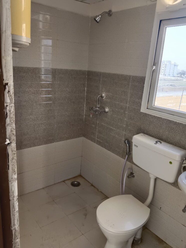 Bathroom, signature-global-synera 2 Bedroom 598 Sq.Ft. Apartment In Sector 81 Gurgaon 9077834