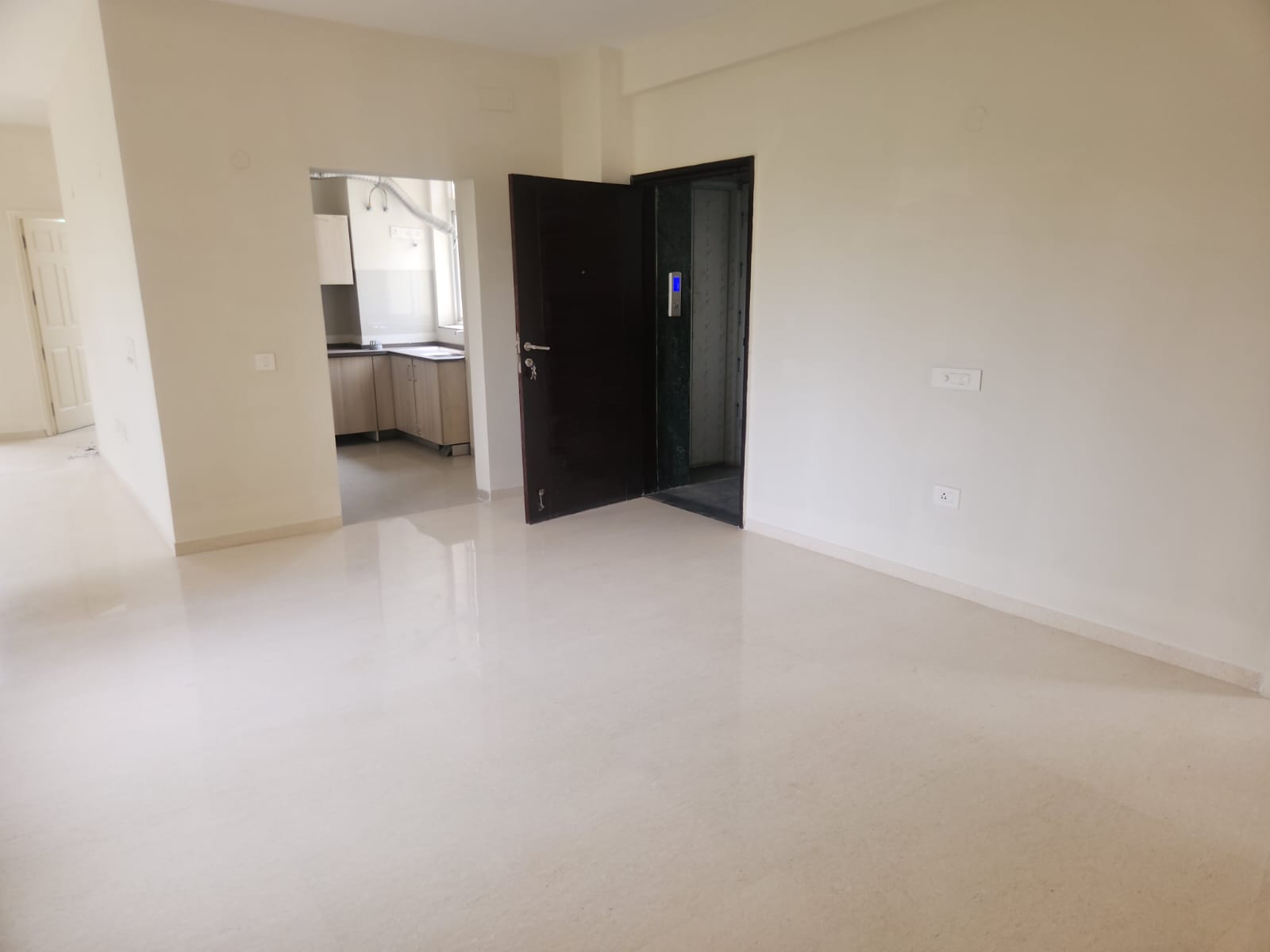 3 BHK + Pooja Room 1350 Sq.Ft. Apartment in Mahindra Aura