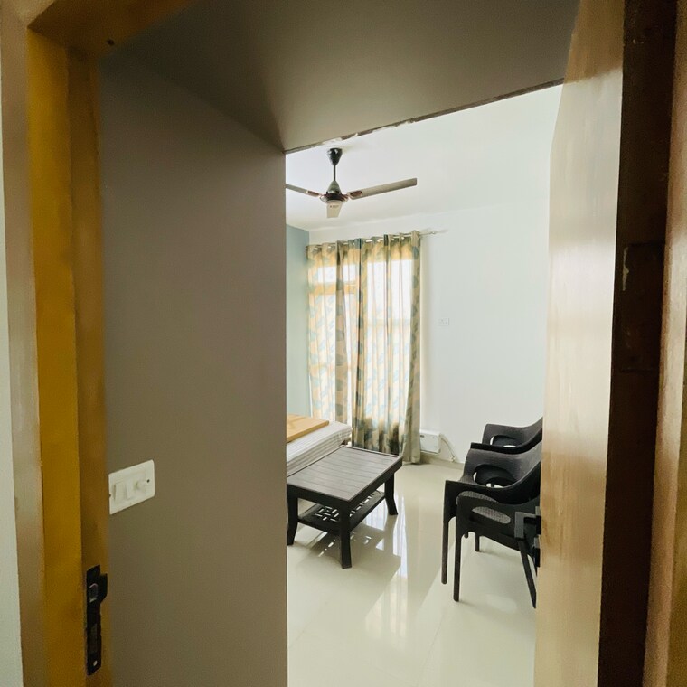 Room, pyramid-fusion-homes 2 Bedroom 598 Sq.Ft. Apartment In Sector 70a Gurgaon 9077855