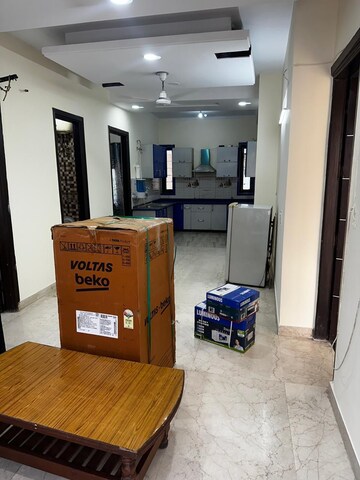 Team Area in 1 RK Independent House at Sector 14 – for Rent