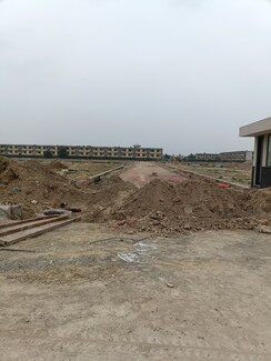 Plot For Sale in Sector 18