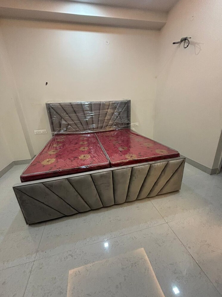 Bedroom, sector 14 1 RK 258 Sq.Ft. Independent House In Sector 14 Gurgaon 9077873