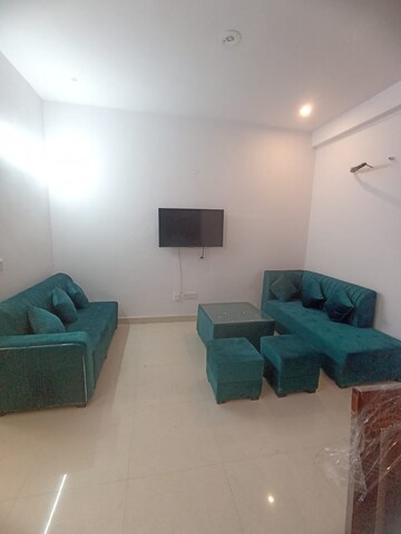 Living Room in 1 RK Independent House at Sector 14 – for Rent