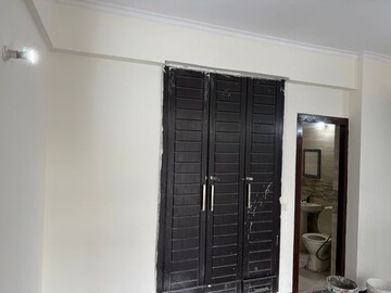 Building Lobby in 3 BHK Apartment at Mahagun Mirabella, Sector 79 – for Rent