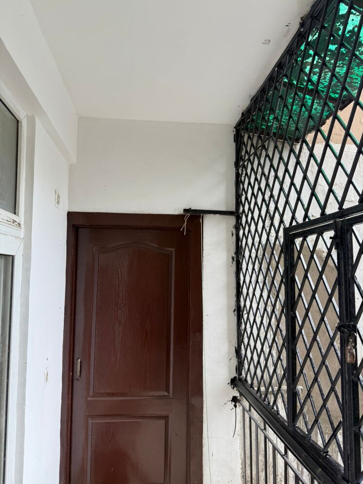 Balcony, mahagun-mirabella 3 Bedroom 1730 Sq.Ft. Apartment In Sector 79 Noida 9077878