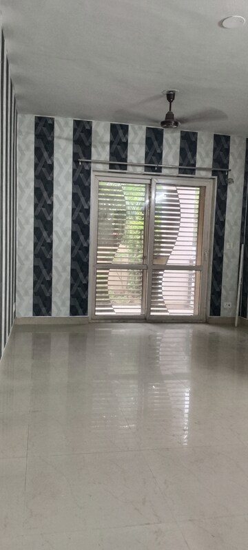Room in 3 BHK Apartment at BPTP Park 81, Sector 81 – for Rent