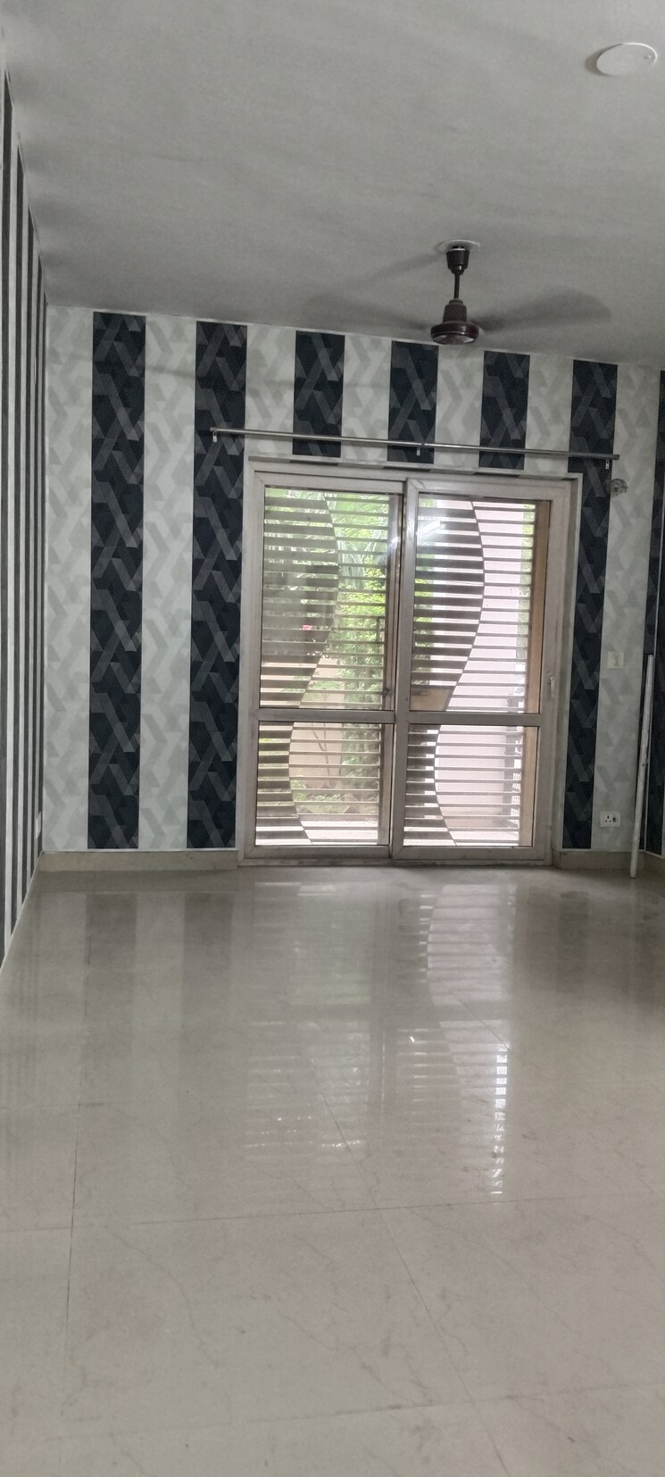 Room, bptp-park-81 3 Bedroom 270 Sq.Yd. Apartment In Sector 81 Faridabad 9077890