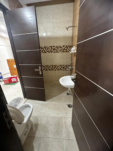 Furnished Amenities in 1 RK Independent House at Sector 14 – for Rent