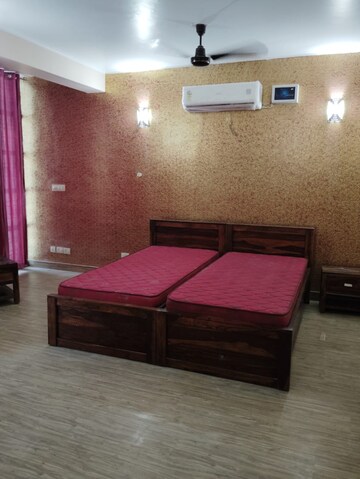 Bedroom in 1 RK Independent House at Sector 14 – for Rent