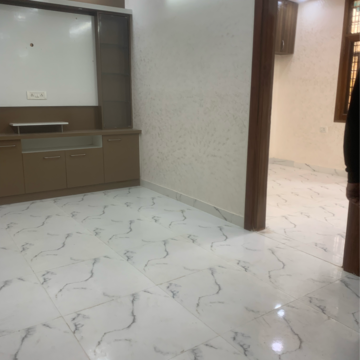 Room in 2 BHK Builder Floor at Vasundhara Sector 1 – for Sale