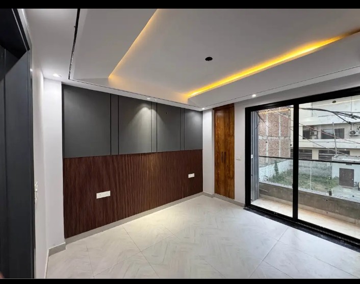 3 BHK + Pooja Room,Servant Room Builder Floor For Rent in Sd Realestate