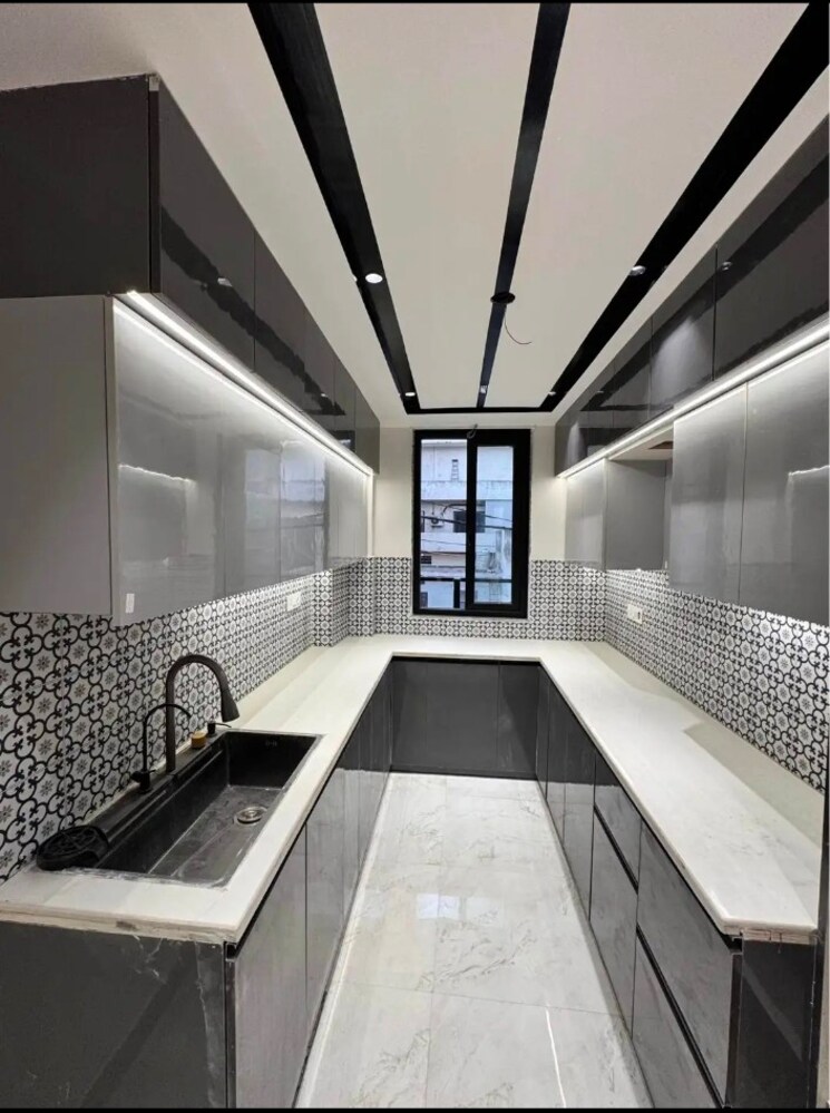 Kitchen, saket 3 Bedroom 1800 Sq.Ft. Builder Floor In Saket Delhi 9077908