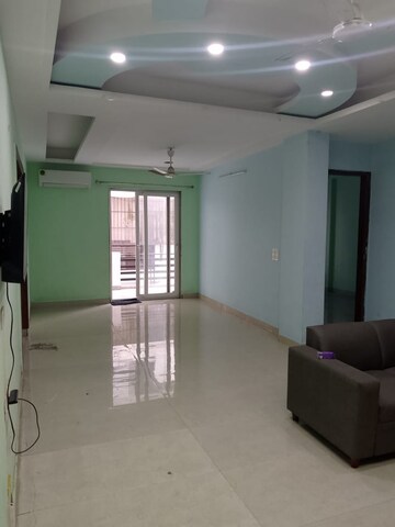 Room in 1 RK Independent House at Sector 14 – for Rent