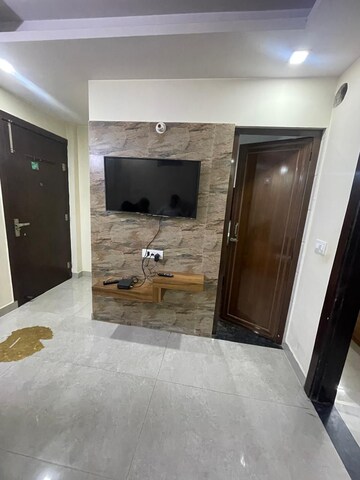 Furnished Amenities in 1 RK Independent House at Sector 14 – for Rent