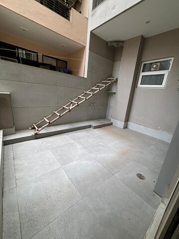 Balcony in 1 RK Independent House at Sector 14 – for Rent