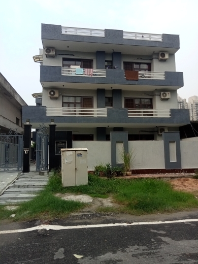 3 BHK Independent House For Rent in Sector 105