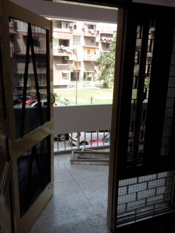 Building Lobby in 3.5 BHK Apartment at Mayur Vihar Phase 1 – for Sale