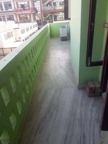 Balcony in 1 RK Independent House at Sector 14 – for Rent