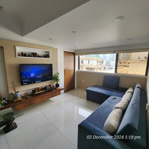 Bedroom in 2 BHK Apartment at Chandralok Apartment B Wing, Malabar Hill – for Sale