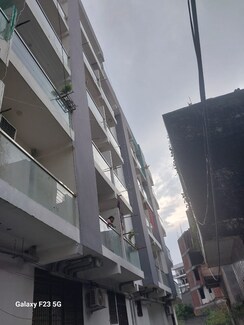 2 BHK Apartment For Sale in Sunshine Apartments Sector 73