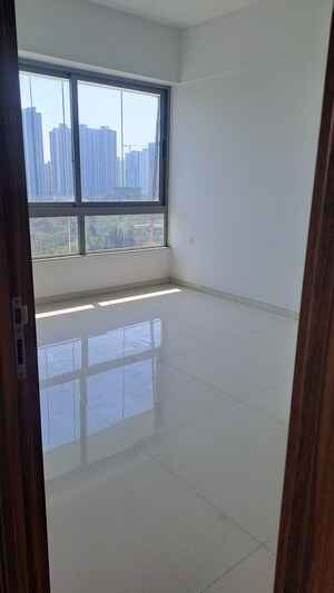 Furnished Amenities in 4 BHK Apartment at Kalpataru Immensa, Kolshet Road – for Sale