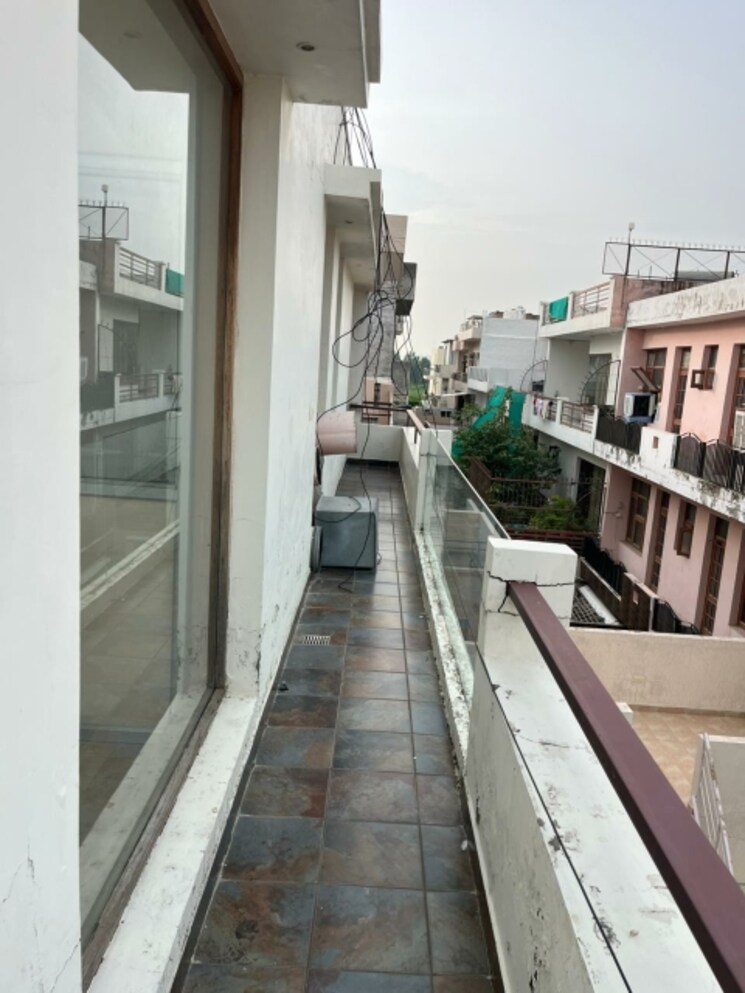 Balcony, sector 91 6 Bedroom 283 Sq.Yd. Independent House In Sector 91 Mohali 9077994